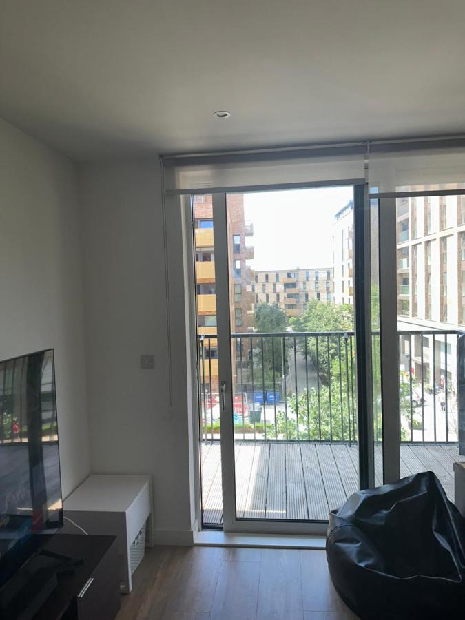 Luxury One Bedroom Apartment ロンドン エクステリア 写真
